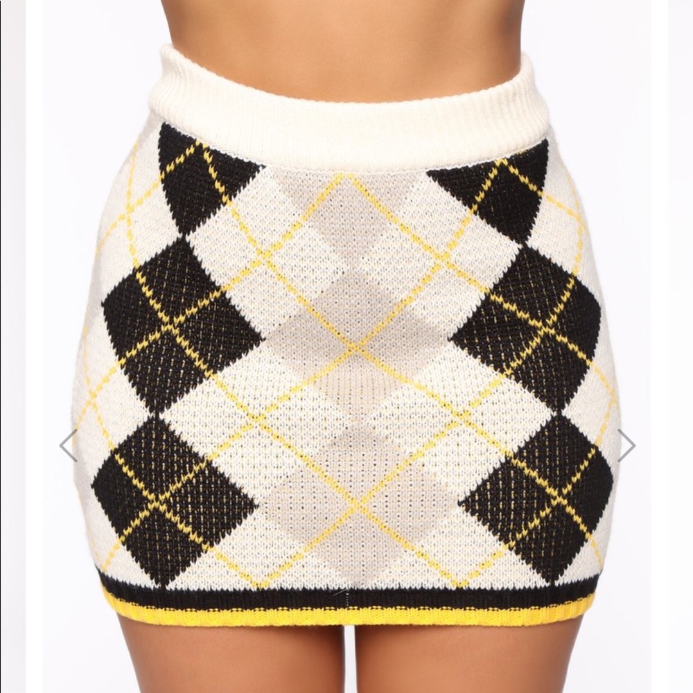 Cute multi color and patterned mini skirt